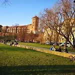 Wawel Castle And River View 2 Real Bedrooms Kraków