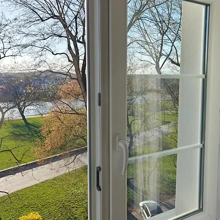 Wawel Castle And River View 2 Real Bedrooms Lägenhet